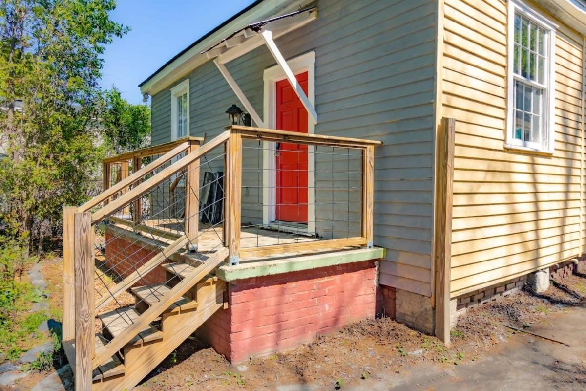 The Sunny Southern Manse Back Walk Downtown Columbus Exterior photo